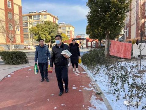 温暖守护,爱在冬日——